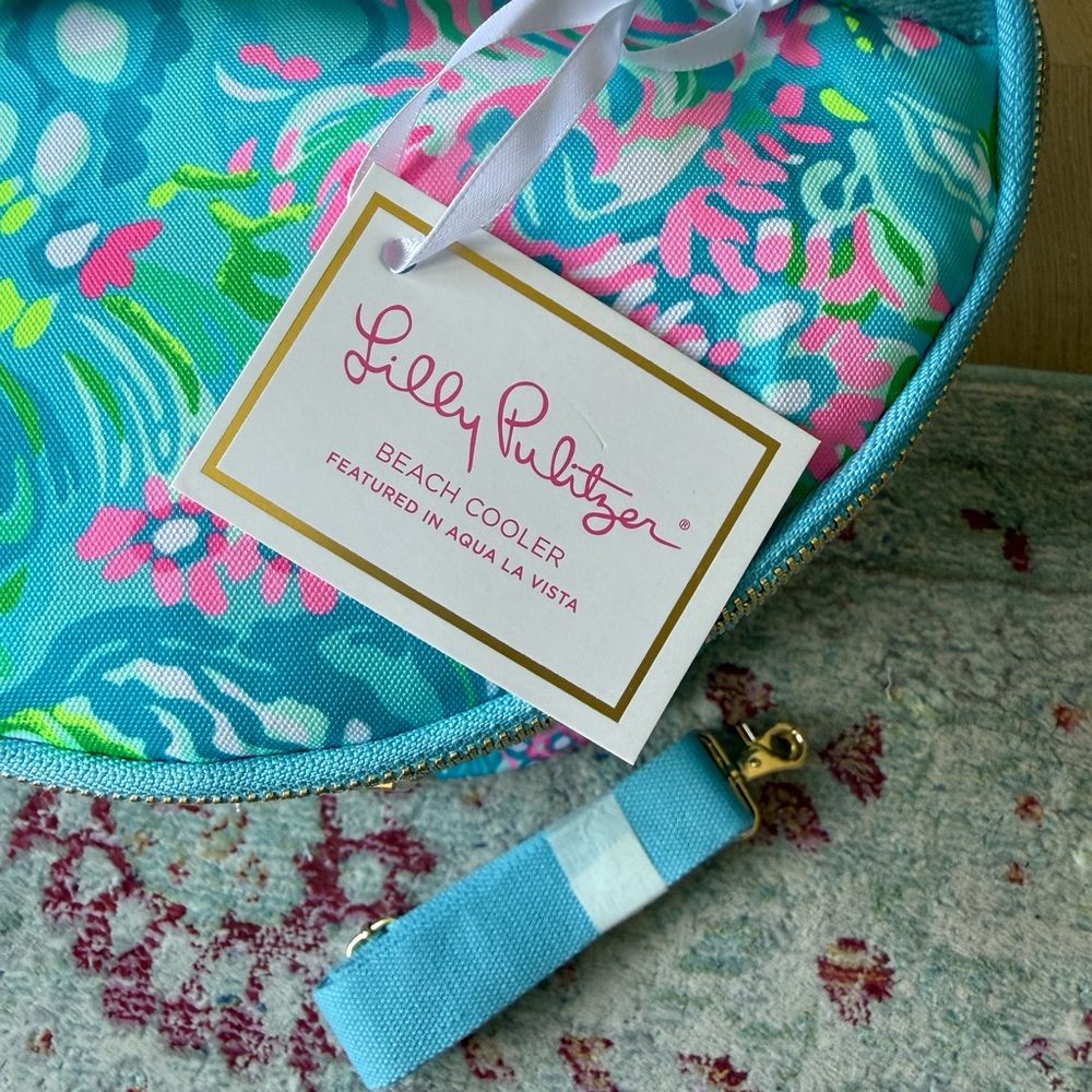 Lilly Pulitzer insulated beach cooler - Picture 2 of 4